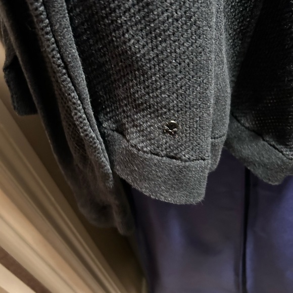 Lululemon crewneck - Picture 2 of 3